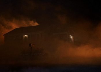 The Beach House (2019) – Film Review